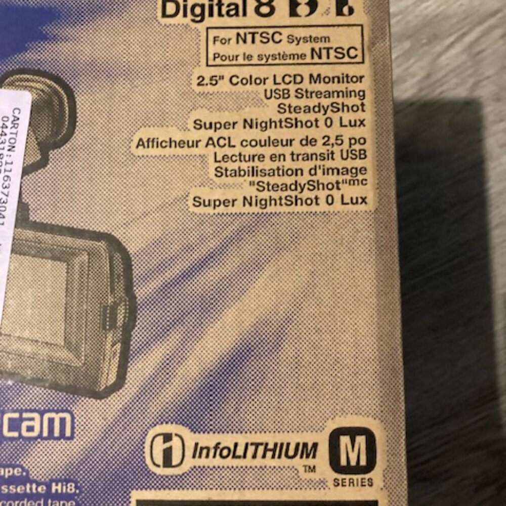 Sony Digital Handycam DCR-TRV140 Digital Video Camera - Picture 4 of 7